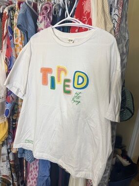 Tee Large